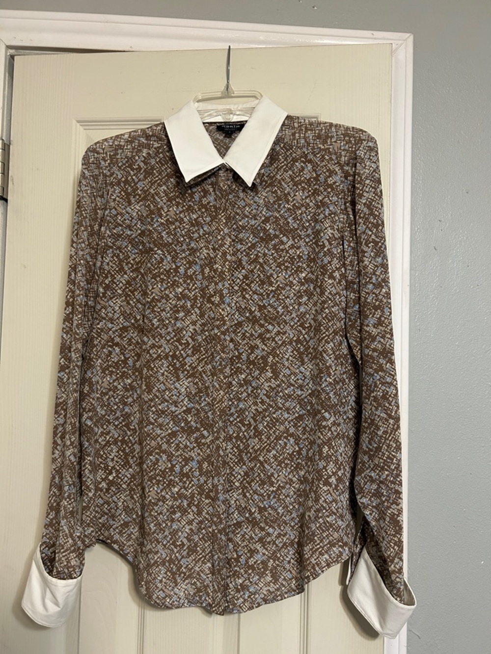 *2/$45, 3/$50* Worth NY blue brown silk blouse double collar